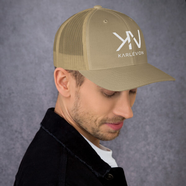 KarléVon trucker hats - Image 64