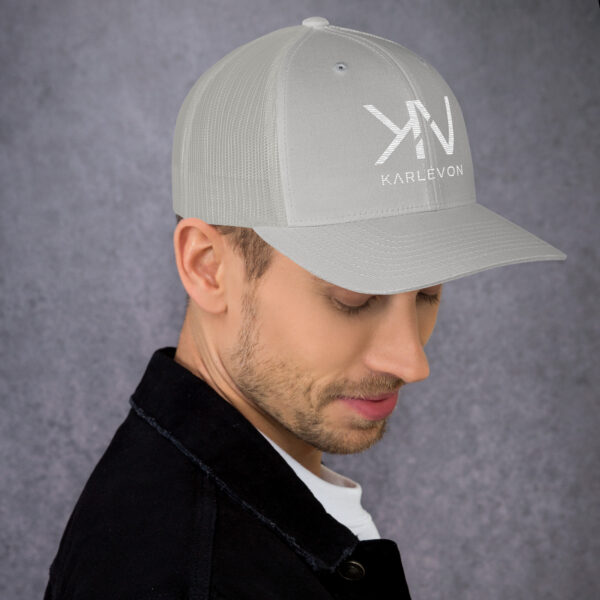 KarléVon trucker hats - Image 61